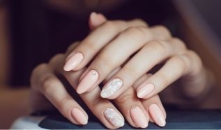 Gel Nails Vs Acrylic Which To Choose