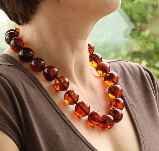 Necklace Of Unique Red Amber Beads Unique Necklace Amber Sos Amber Sos