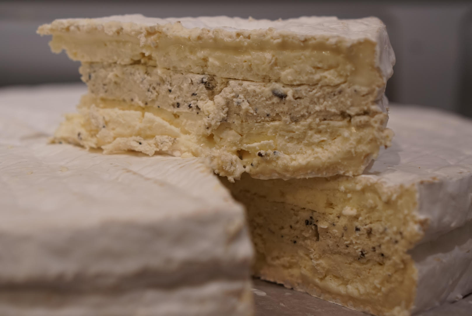 Fromage A La Truffe Noire Brie Speakcheasy