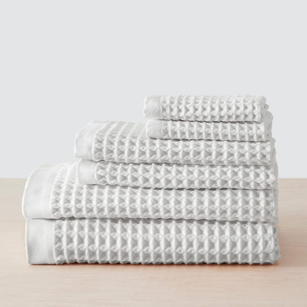 HIORIE Japanese Blanket, 8-Layered Gauze Blanket Large Twin Size for Bed Couch Adults Blanket, 100% Cotton, Lightweight Soft Breathable Blanket All Season, Machine Washable, White, 69x79inches