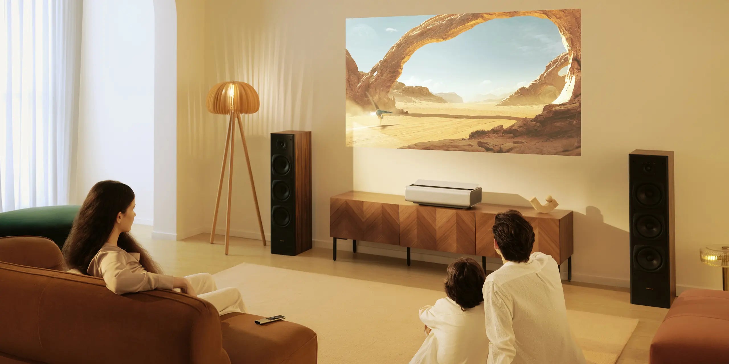 XGIMI AURA 2 smart 4K projector change your TV room to home theater. AURA 2 laser projector New (2).webp__PID:effa9154-c23d-45cb-b9dc-a68a5404214b