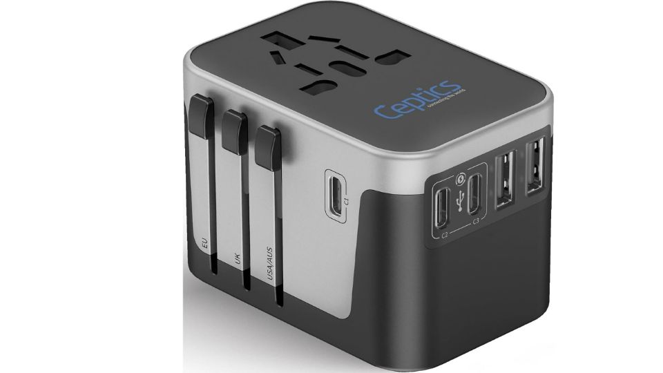 Ceptics travel adapter