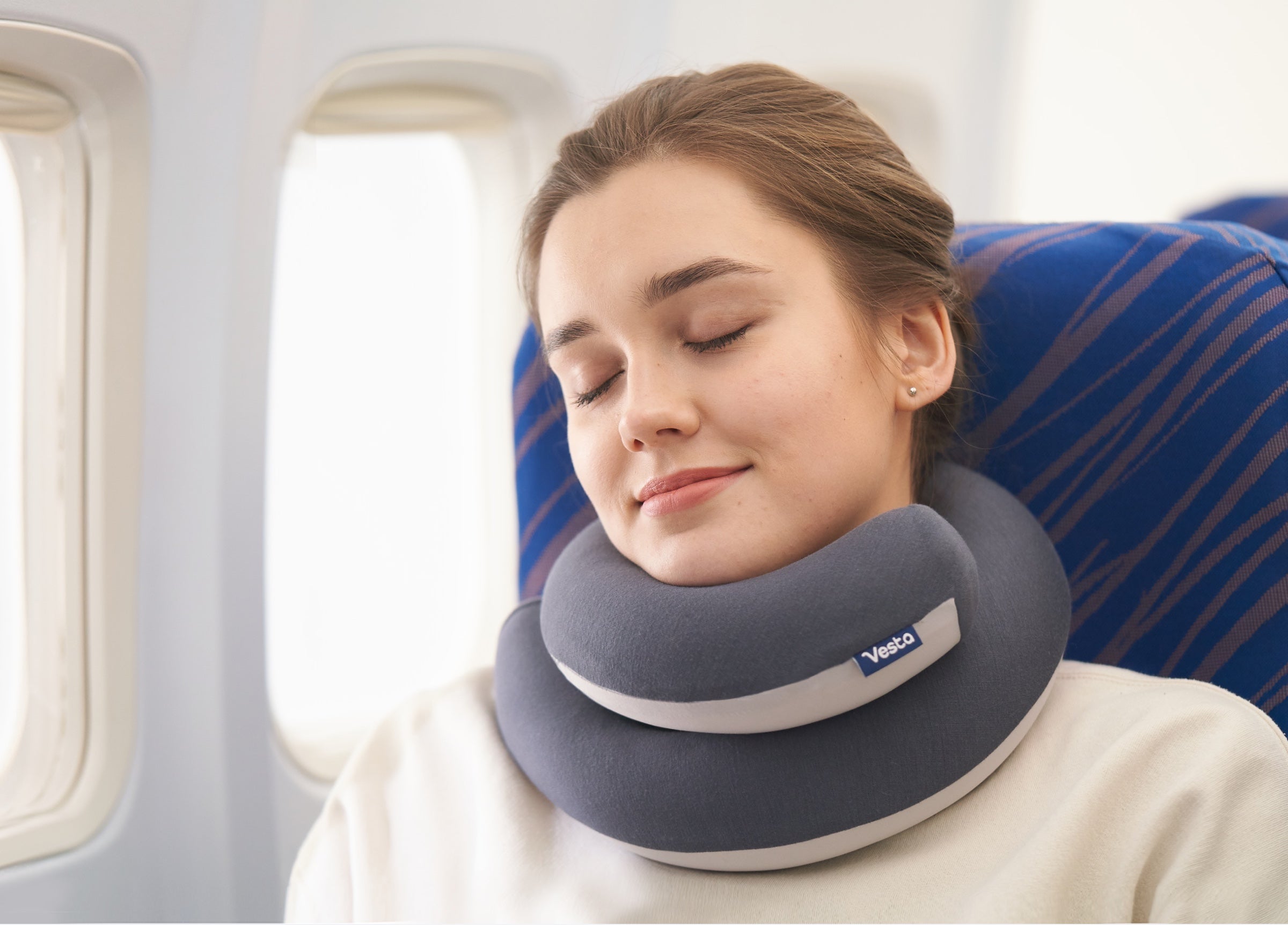 Loop Spiral Travel Pillow The Most Comfortable Duvets In The World Vesta Sleep