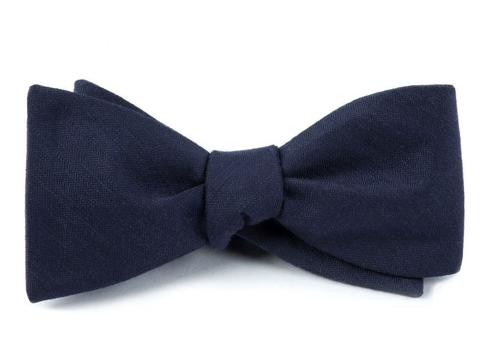 Astute Solid Navy Bow Tie