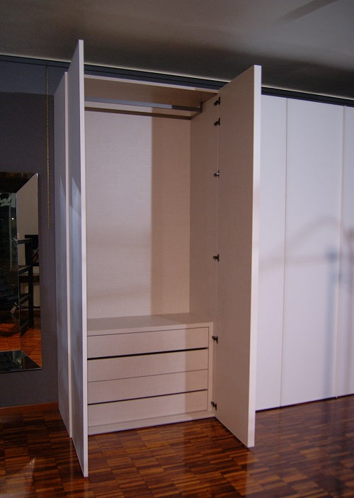 Armadio Con Ante Battenti Moderno Cover By Erba Mobili A Prezzo Scon Mobilificio Adriatico