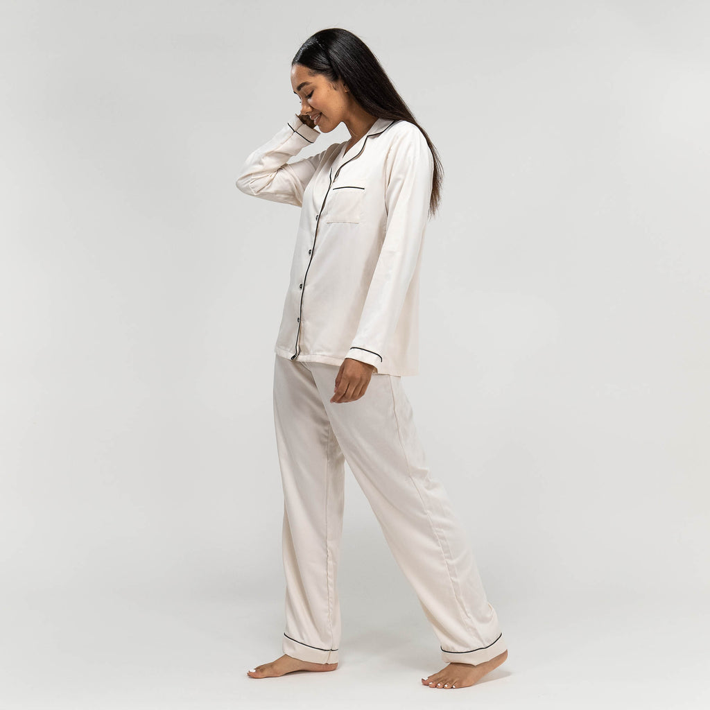 Damen Satin Pyjamahose In Cremeweiss Langarmeliges Oberteil Hose Grosse Xs Xl Schwarz Big Bertha Original De