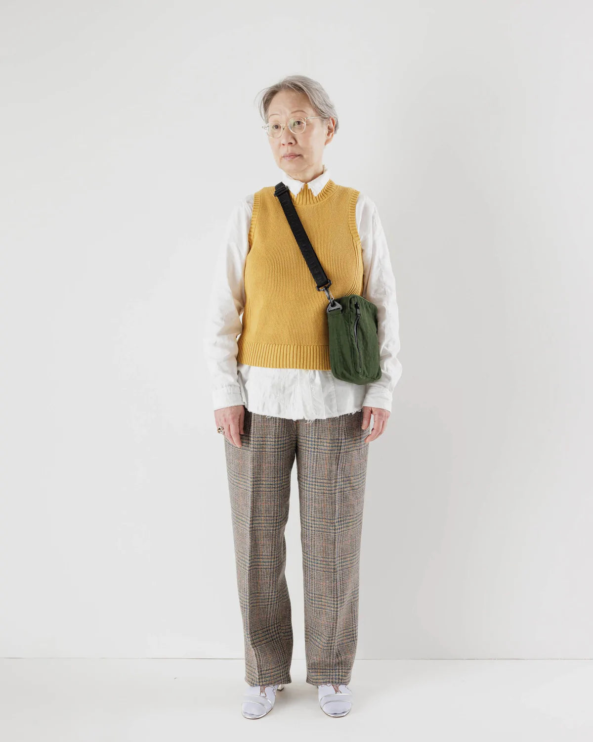 Baggu Sport Crossbody Bay Laurel Kelly Lewis Cards Gifts