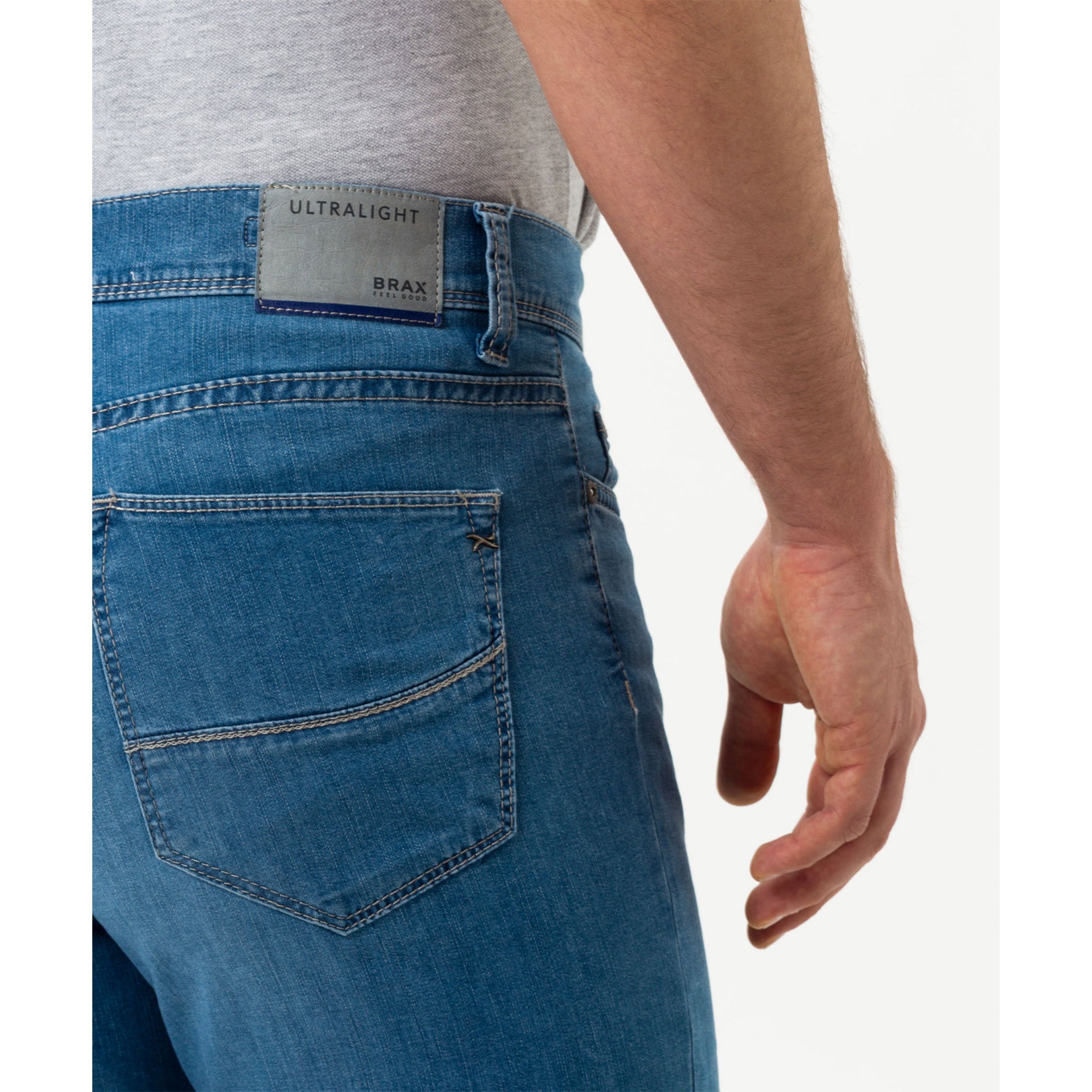 Brax Blue Ultralight Sustainable Cadiz Jean The Club Carmel