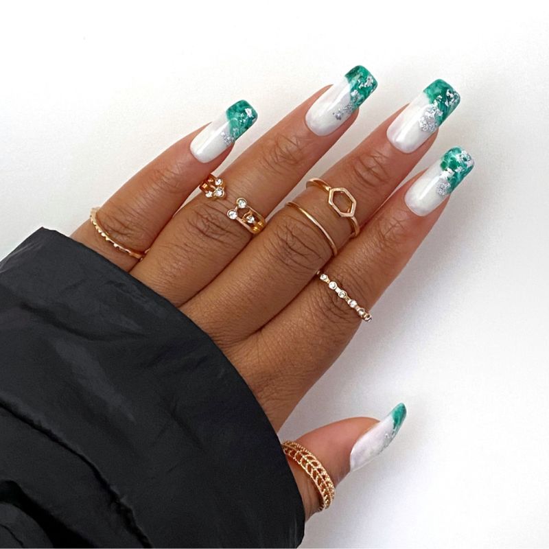 Emeraude Press On Nails Marbre Vert Faux Ongles Reutilisables Baddie Loaded La Boutique De Faux Ongles Reutilisables