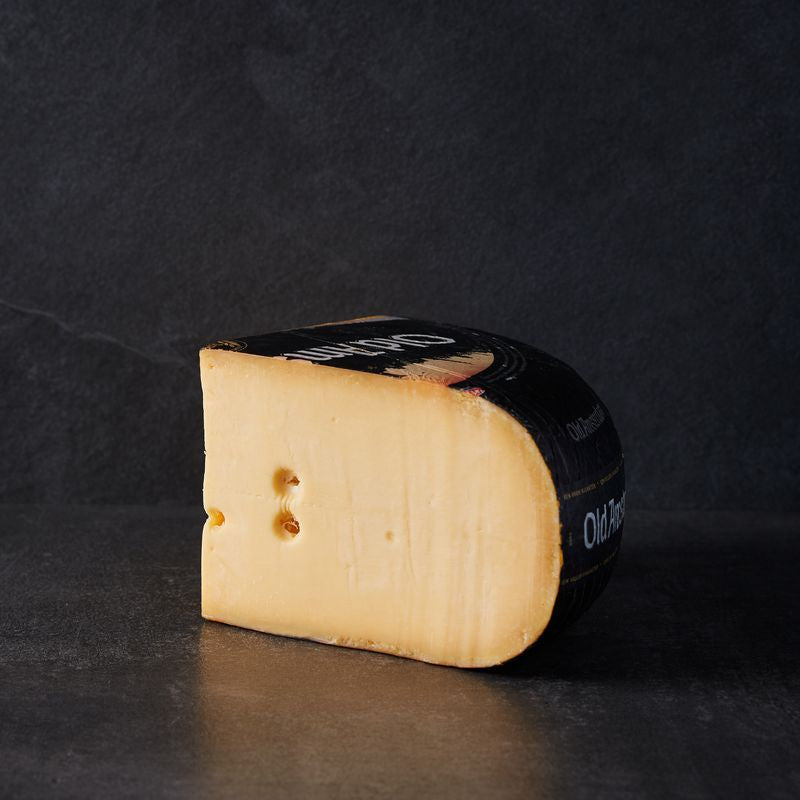 Gouda Old Amsterdam Unboxed Market