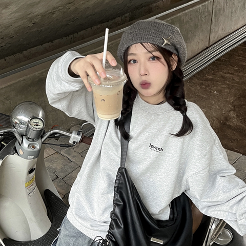 Quần Jean Cargo với Sweater