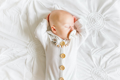 How To Teach Your Baby To Self Soothe With A Pacifier The Binky Game