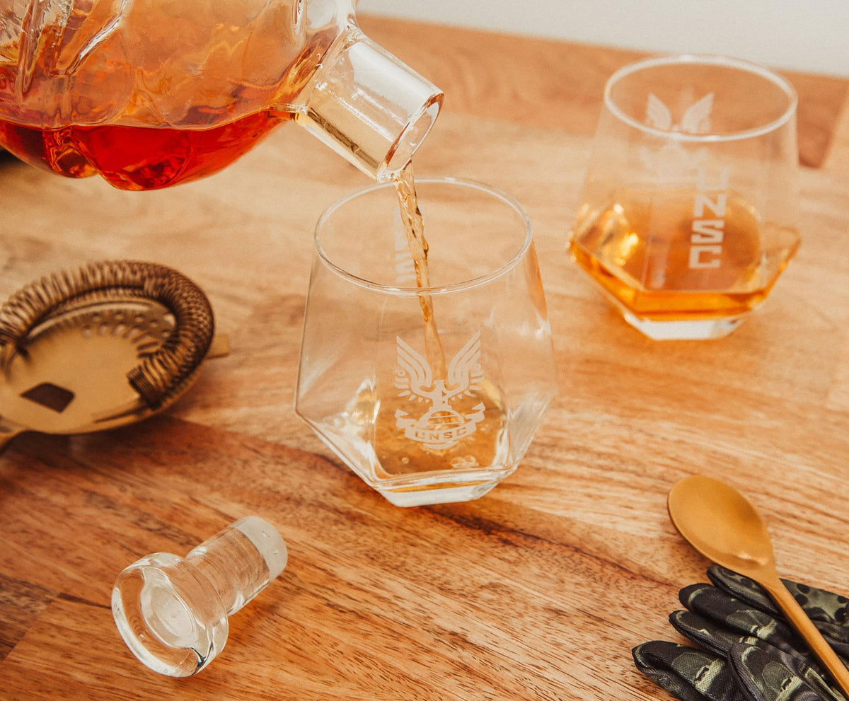 Halo Infinite Master Chief Helmet Decanter Set Free Shipping Toynk Toys