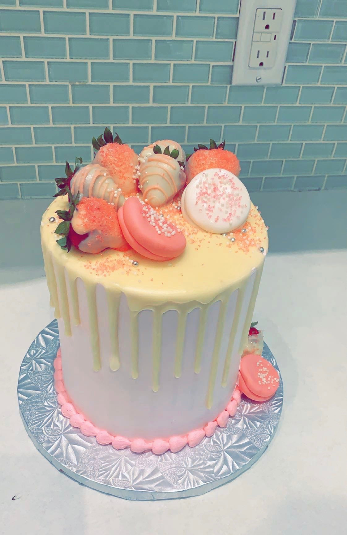 Strawberry Macaroon Birthday Cake Rashmi S Bakery