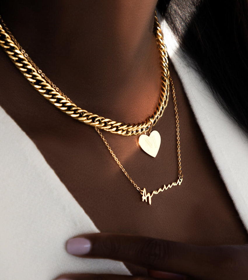 Heart Curb Chain Necklace Gold