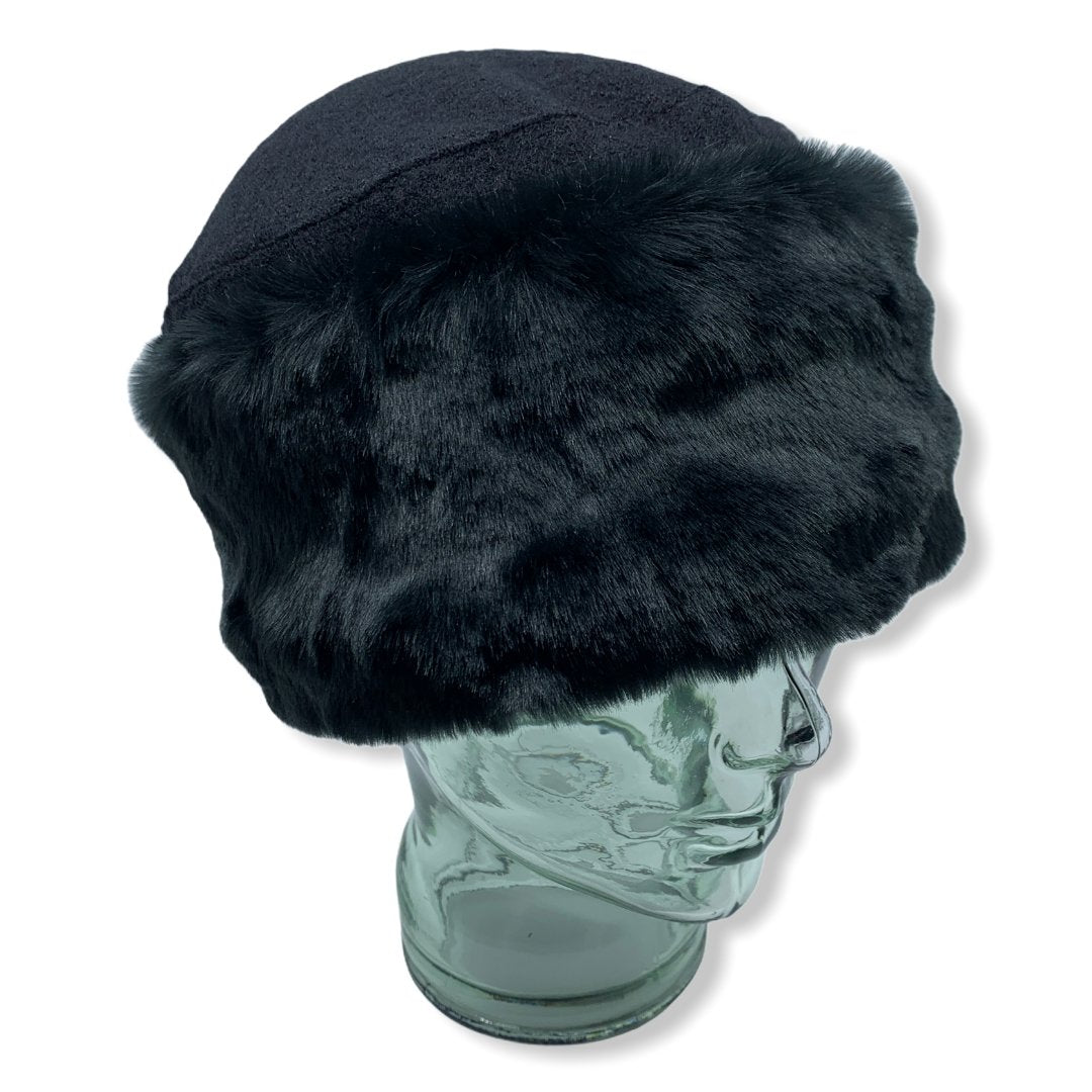 Toque Russe Noir Fausse Fourrure Chapeaux Genevieve Dostaler Genevieve Dostaler