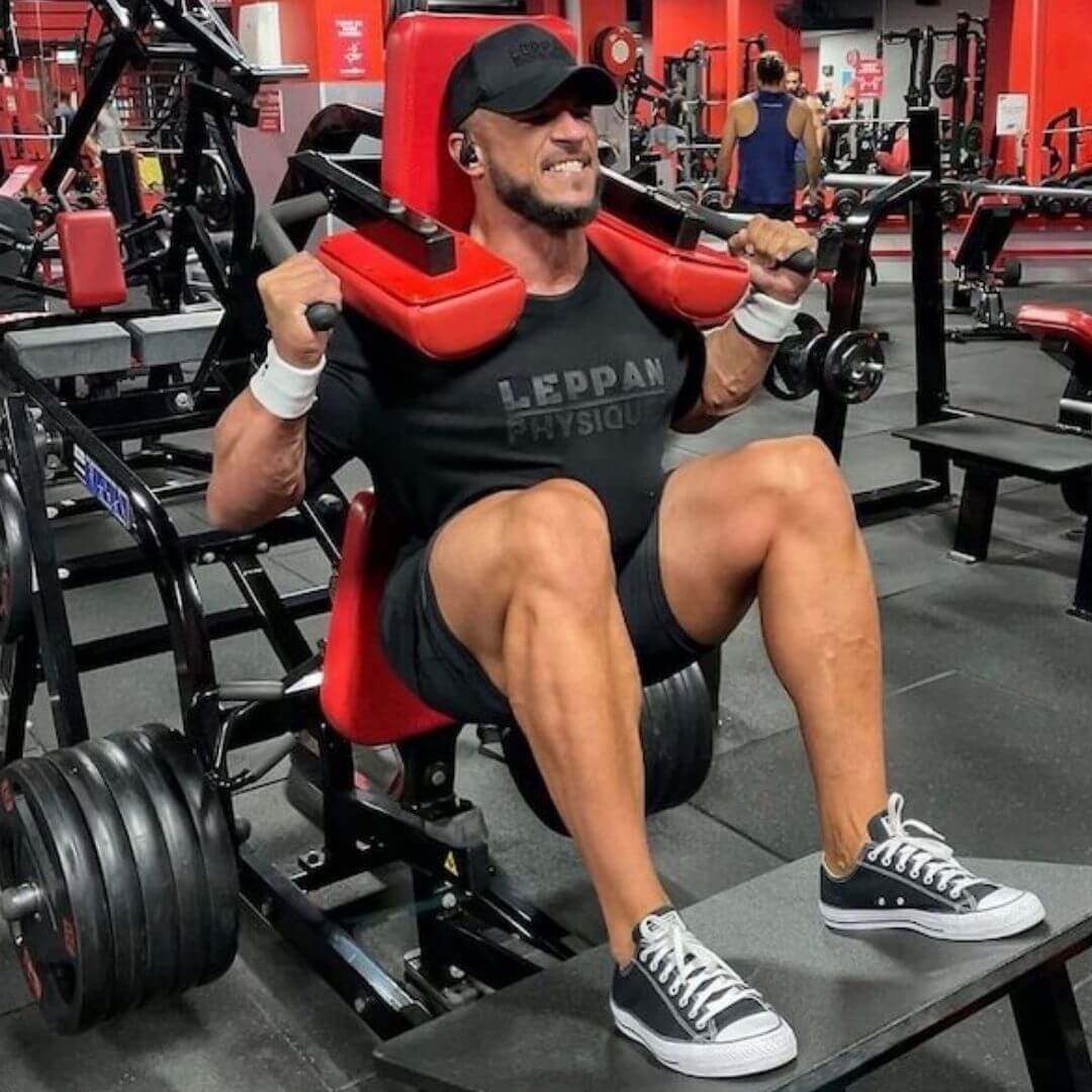 8 Best Hack Squat Alternatives To Work The Same Muscles Set For Set