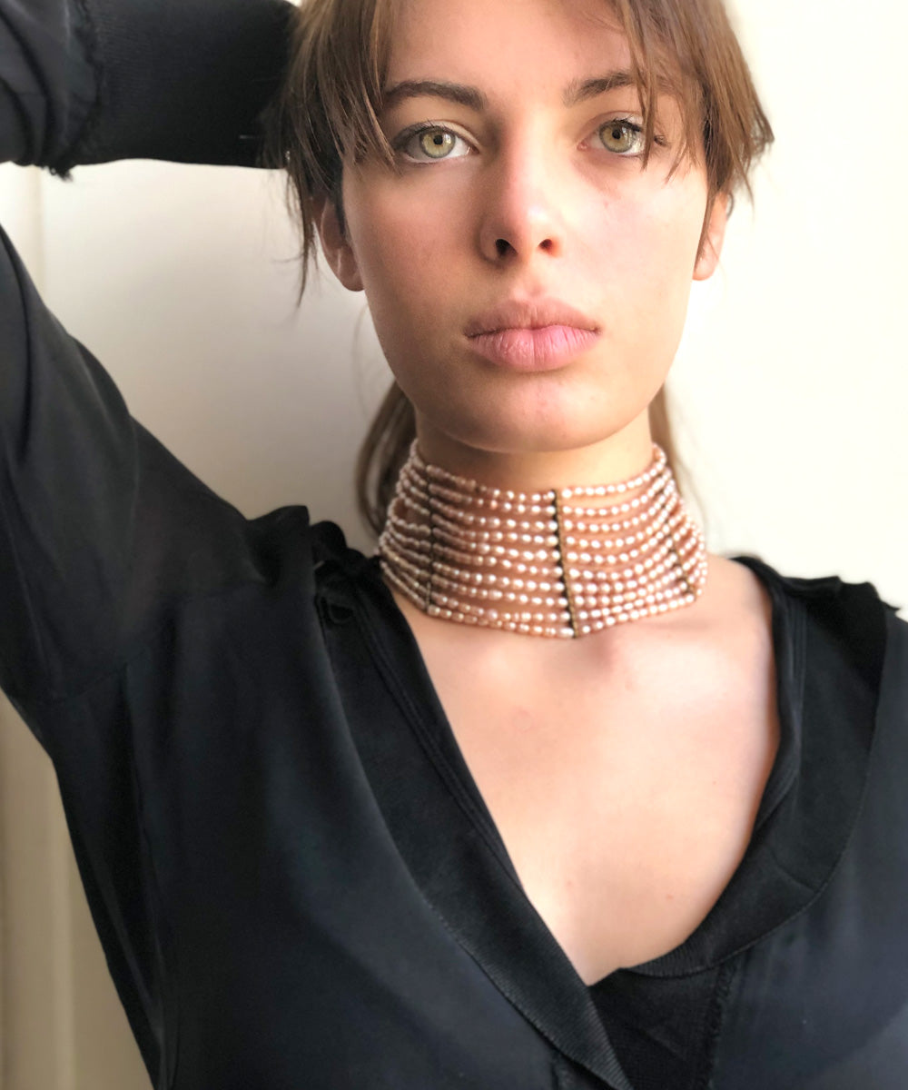 Collier Ras De Cou Perles Roses Poggi Lessisrare