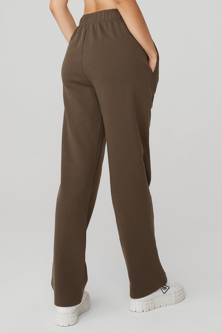 Accolade Straight Leg Sweatpant Espresso Alo Yoga