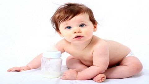 كيفية فطام الطفل من الرضاعة الطبيعية
