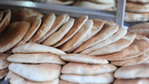 طريقة الخبز العربي