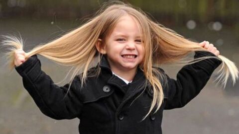 طرق تطويل الشعر عند الأطفال