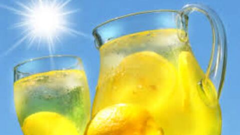 فوائد عصير الليمون على الريق