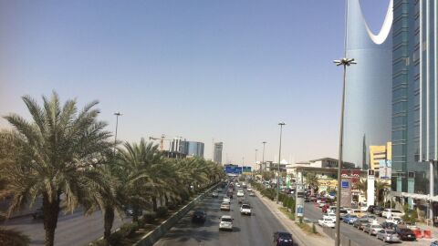 كم عدد سكان الرياض