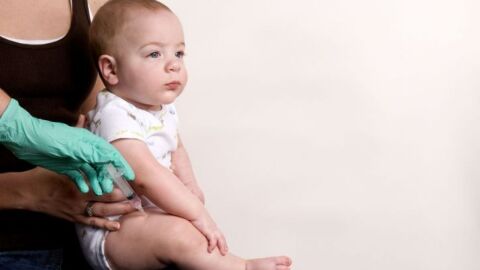 فوائد فيتامين د للطفل الرضيع