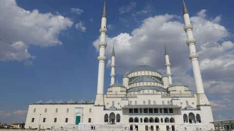 أجر بناء مسجد