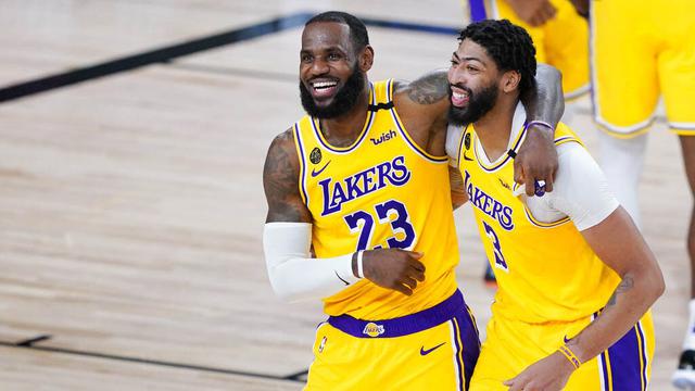 La Lakers Berencana Pakai Jersey Black Mamba Di Playoff Nba Untuk Hormati Kobe Bryant Nba Bola Com