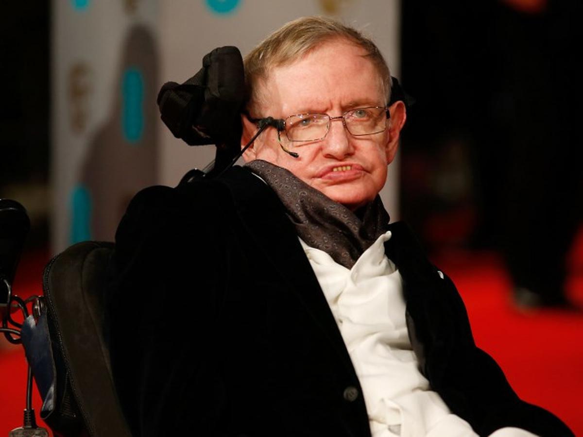 35 Kata Kata Mutiara Stephen Hawking Fisikawan Genius Yang Menghebohkan Dunia Ragam Bola Com