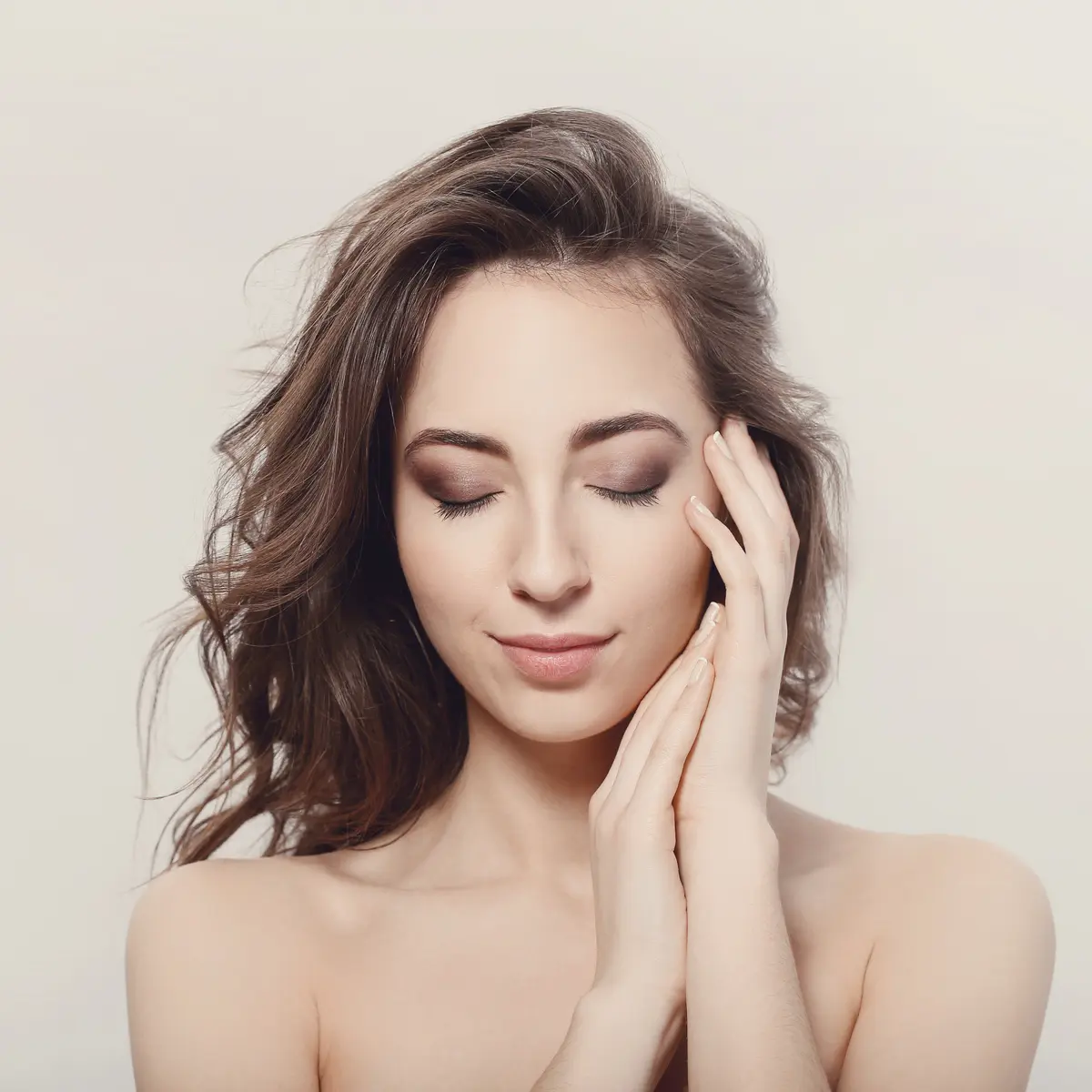 5 Cara Mencerahkan Wajah Kusam Secara Cepat Alami Dan Aman Beauty Fimela Com