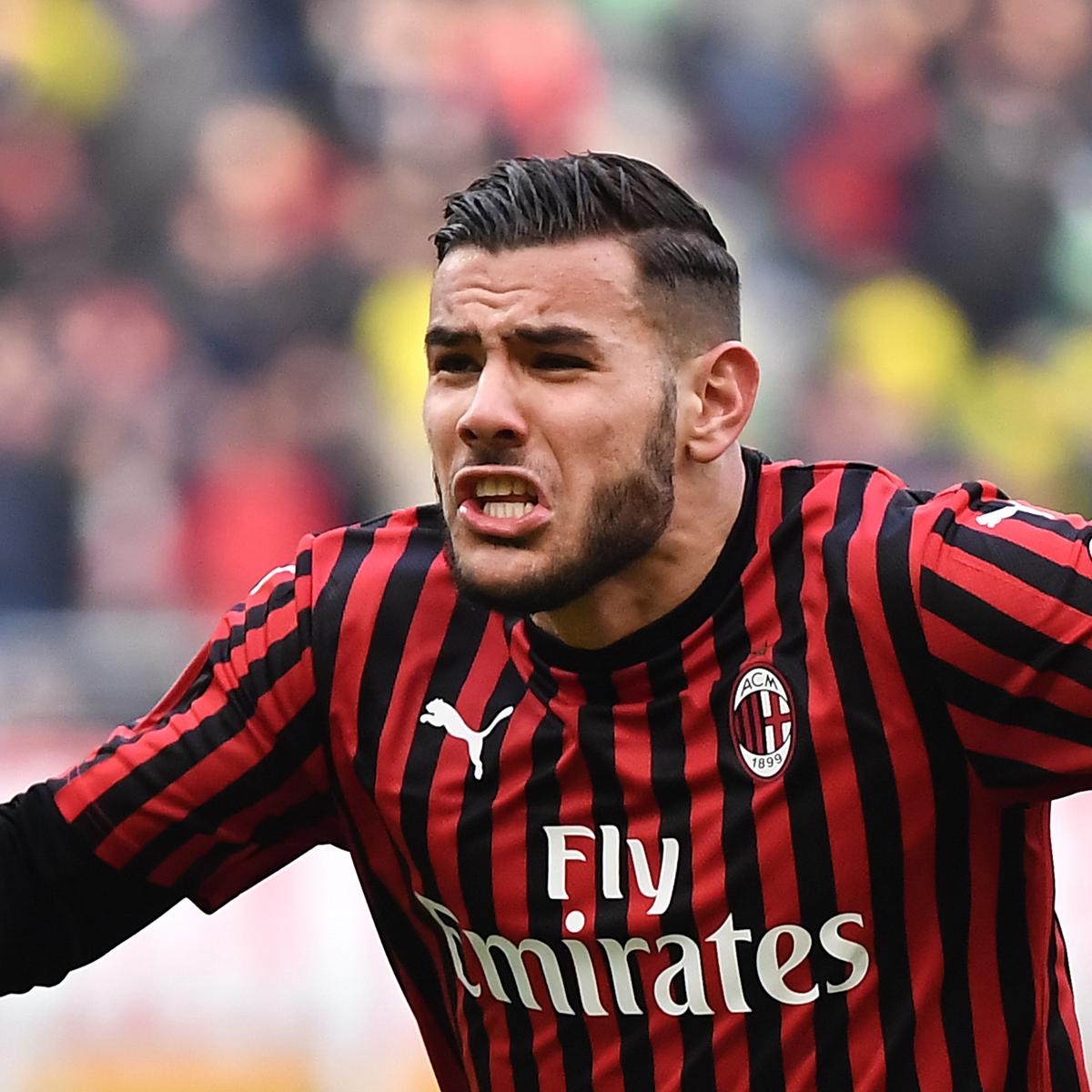 Theo Hernandez Ogah Tinggalkan Ac Milan Tolak Gabung Barcelona Dan Psg Bola Liputan6 Com