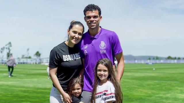 Sosok Ana Sofia Moreira Istri Pesepak Bola Pepe Dari Timnas Portugal Lifestyle Liputan6 Com