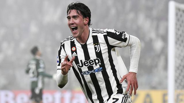 6 Potret Dusan Vlahovic Di Luar Lapangan Striker Muda Yang Jadi Sorotan Citizen6 Liputan6 Com
