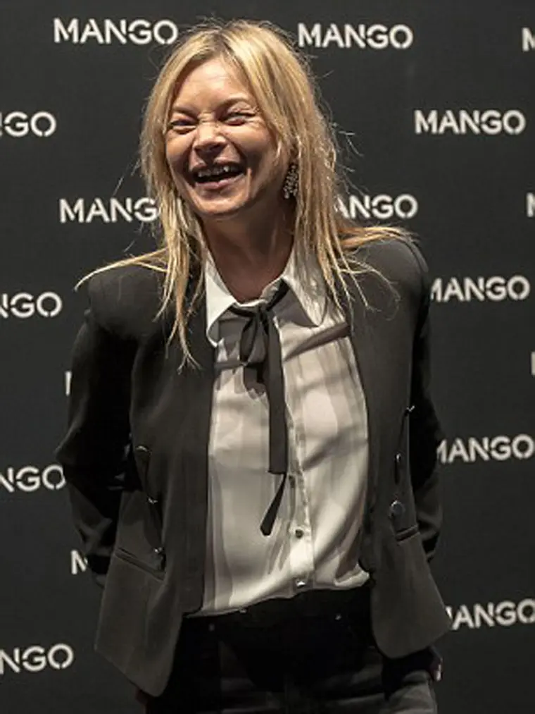 Kebiasaan Merokok Dan Minum Inilah Wajah Kate Moss Sekarang Photo Fimela Com
