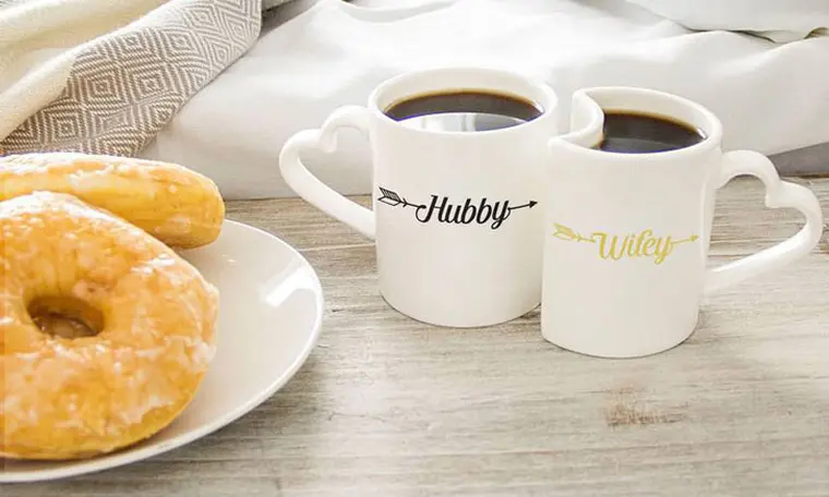 10 Mug Couple Dengan Desain Cute Romantis Manis Abis Photo Fimela Com