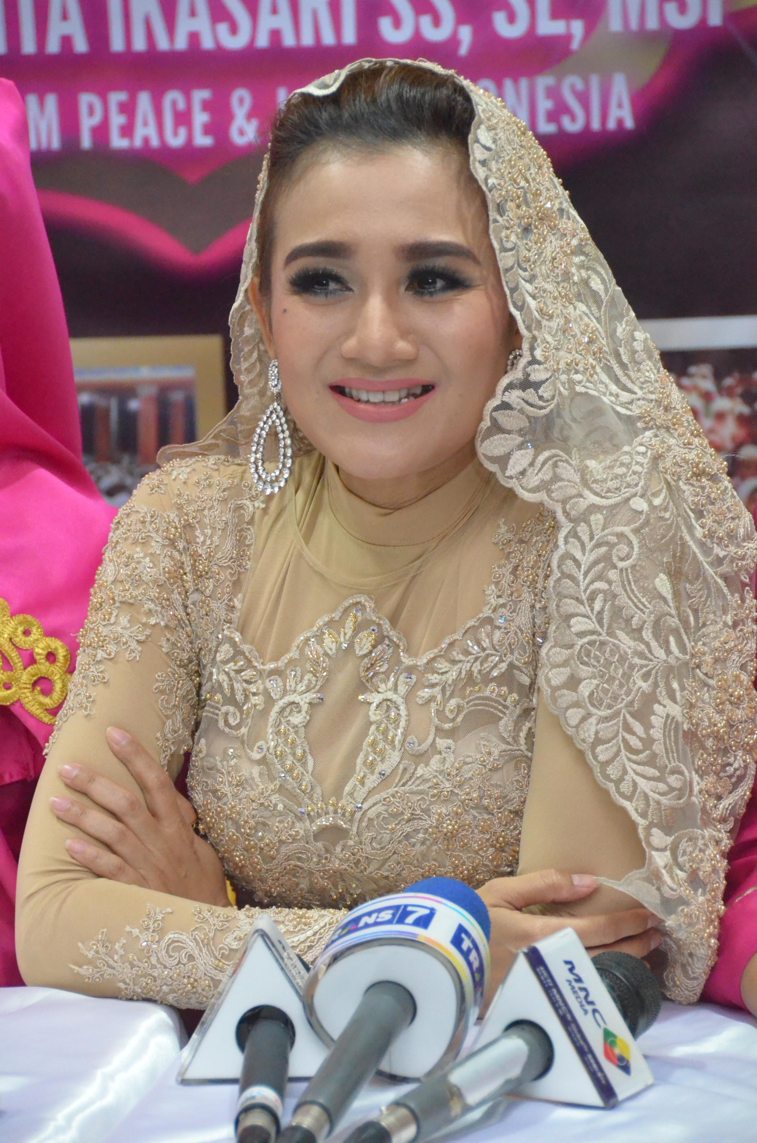 Nini Carlina Perjuangkan Lagu Anak Anak Sampai Ke Kementerian Showbiz Liputan6 Com