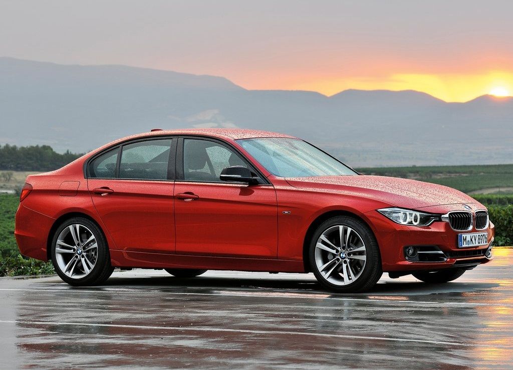 Featured Image of 2012 BMW 3 Series Sedan Dynamic Sport Concept