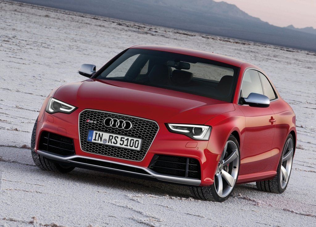 Featured Image of 2012 Audi RS5 Coupe Review