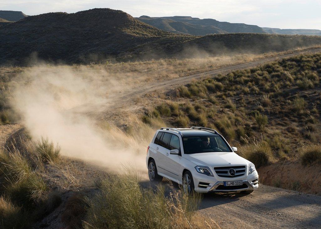 Featured Image of 2013 Mercedes Benz GLK Class Review