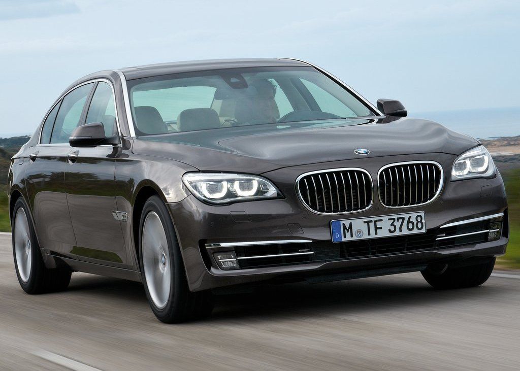 Featured Image of 2013 BMW 750Li Price Review