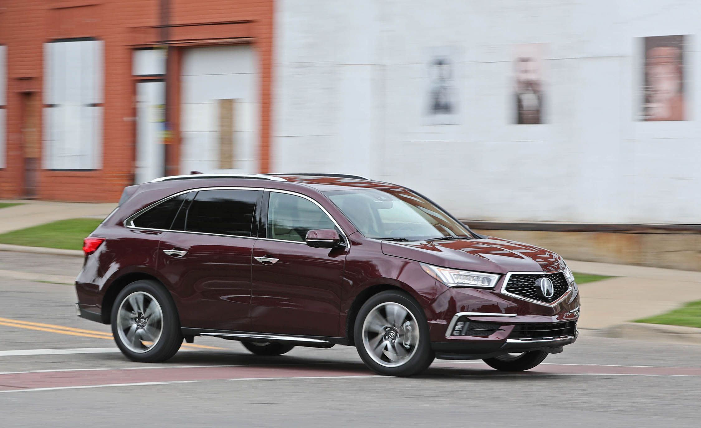2017 Acura Mdx Test Drive (Photo 3 of 22)