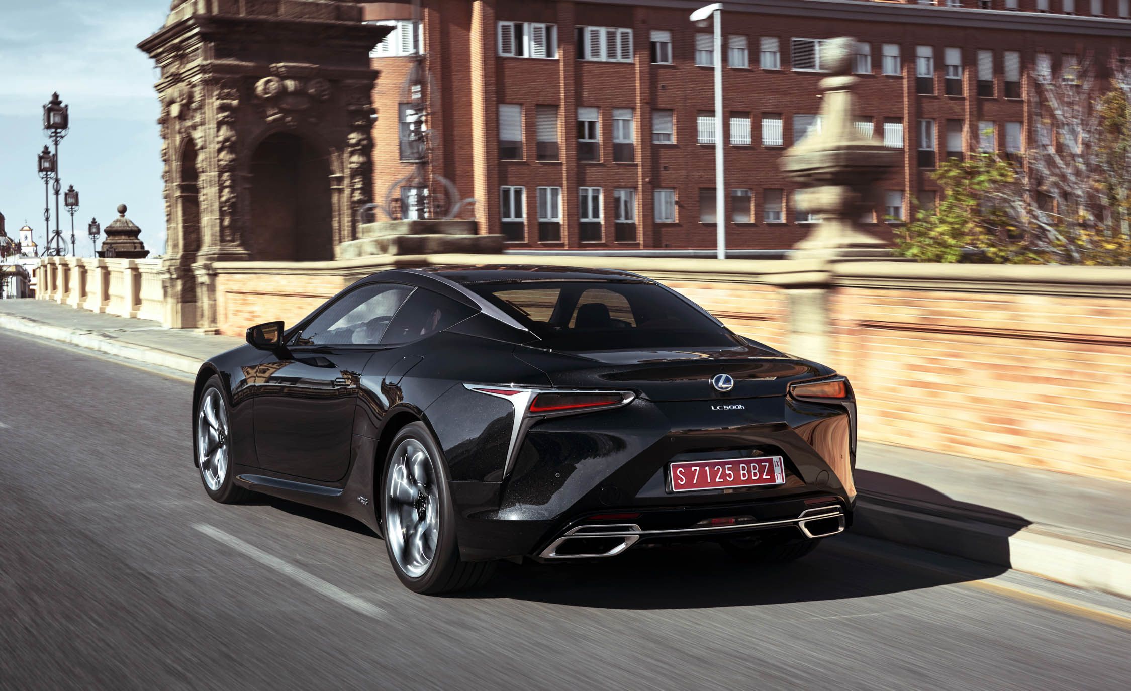 2018 Lexus Lc 500h Black Rear And Side View (Photo 47 of 84)