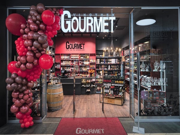 The Vinothek Gourmet retail network of exclusive wines awaits visitors in the renovated premises