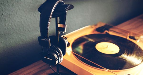 Album Vs Ep A Release Strategy To Accommodate The Modern Day Listener Bandzoogle Blog