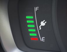 Ultimate guide to electric car breakdown warning lights