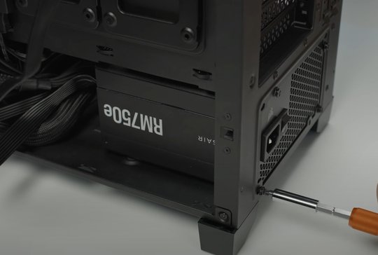 Corsair Build Kit QSG - 750 PSU Placement