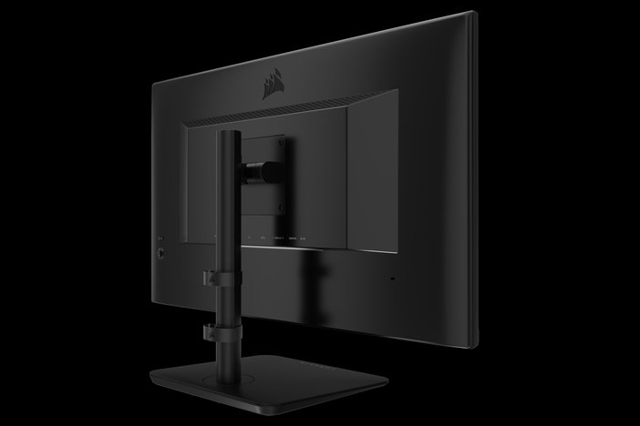 XENEON_315QHD165_Gaming_Monitor_RENDER_08